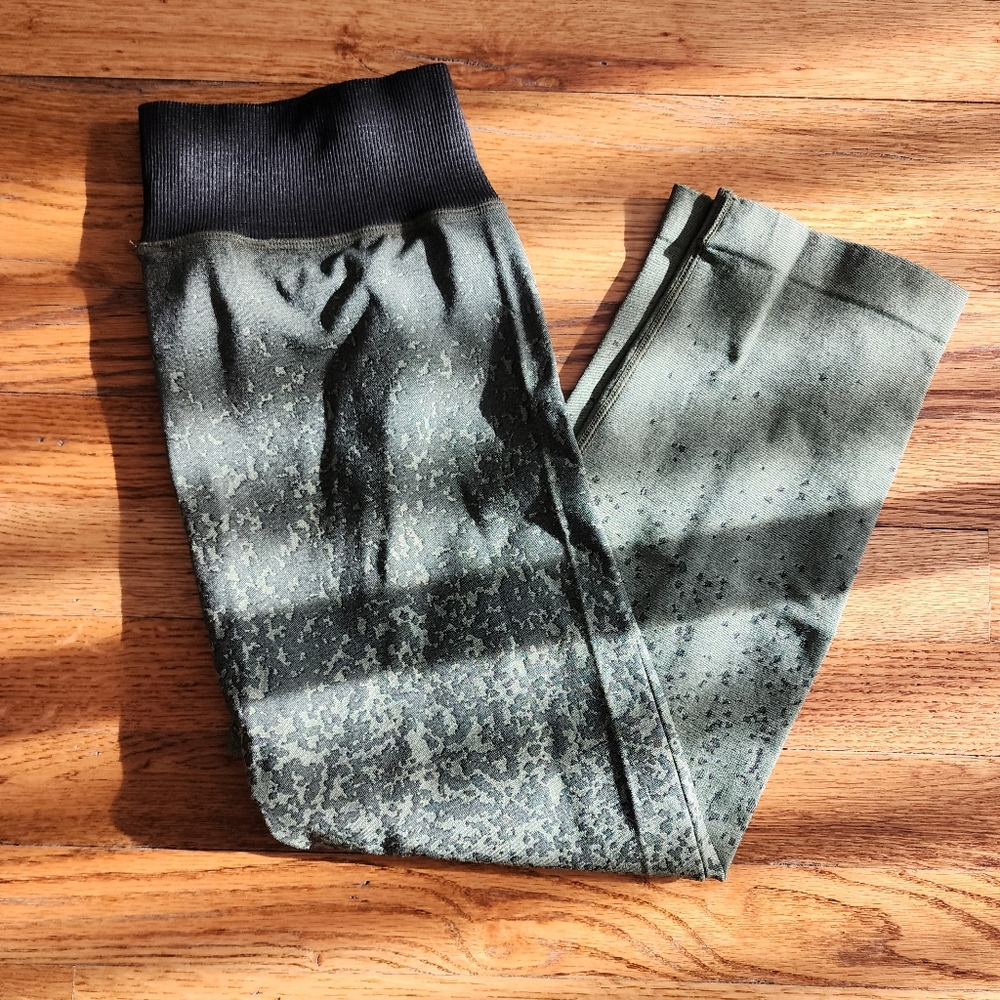 Green Design Leggings